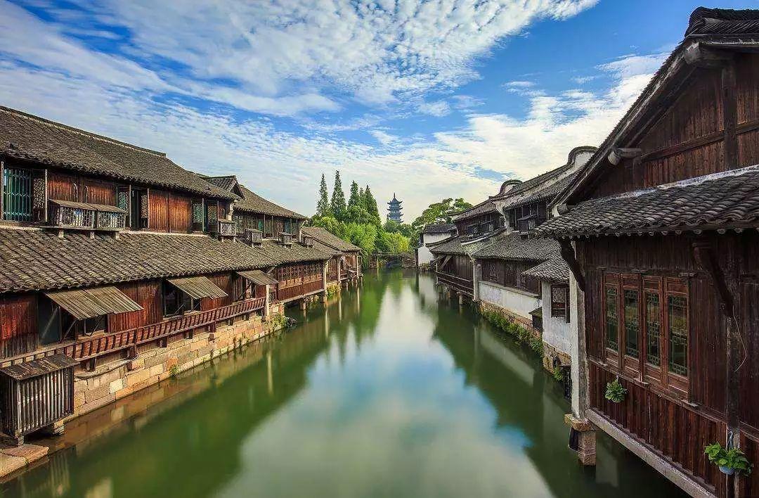 证监会：将充实应对市场波动的政策工具 及时做好风险对冲